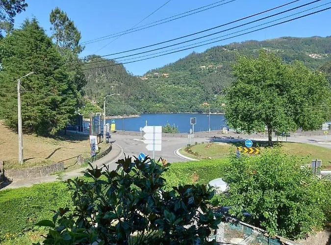 Sobreiro Apartment *